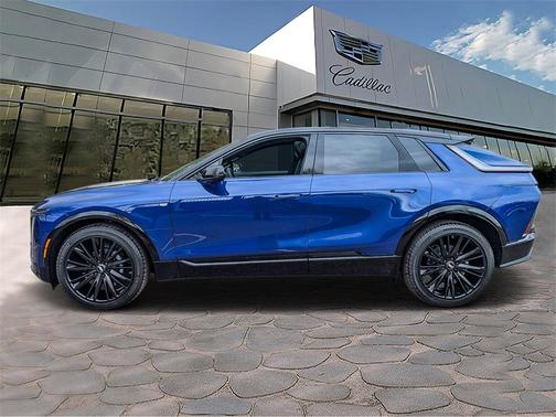 2025 Cadillac LYRIQ Sport