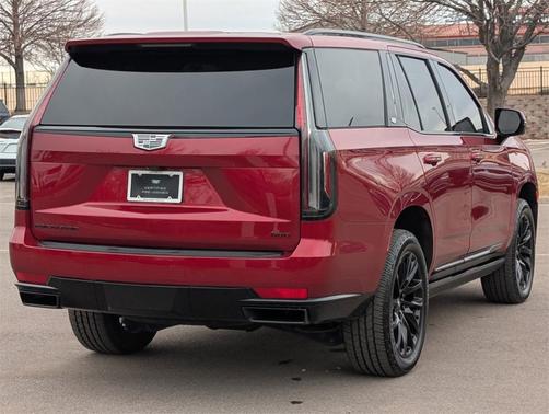 2022 Cadillac Escalade Sport Platinum