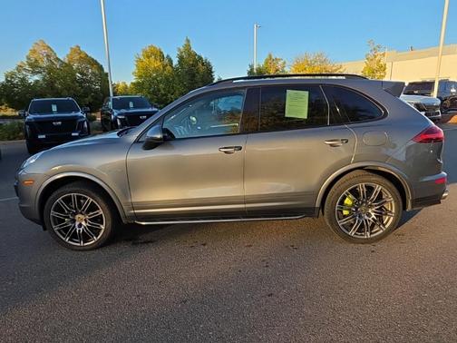 2016 Porsche Cayenne S