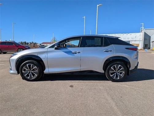 2023 Lexus RZ 450e Premium
