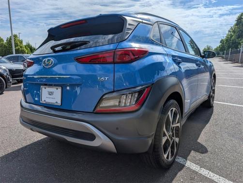 2022 Hyundai KONA Limited