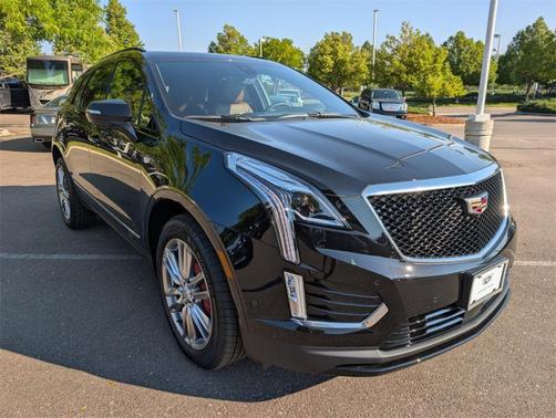 2025 Cadillac XT5 Sport
