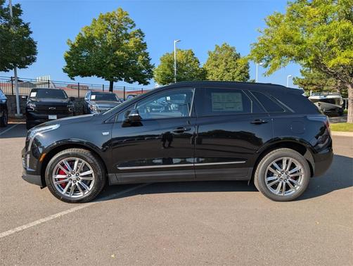 2025 Cadillac XT5 Sport
