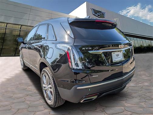 2025 Cadillac XT5 Sport