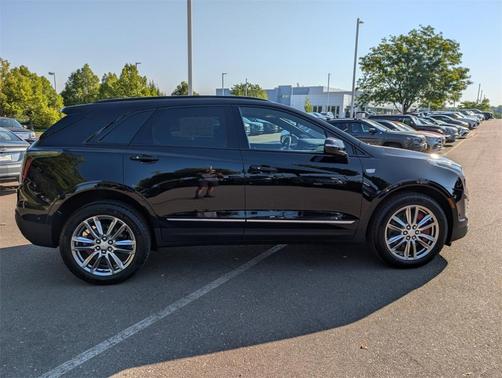 2025 Cadillac XT5 Sport