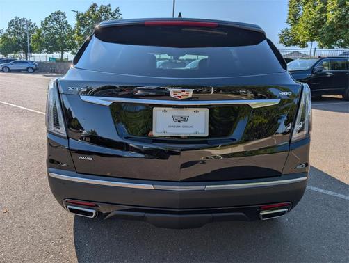 2025 Cadillac XT5 Sport
