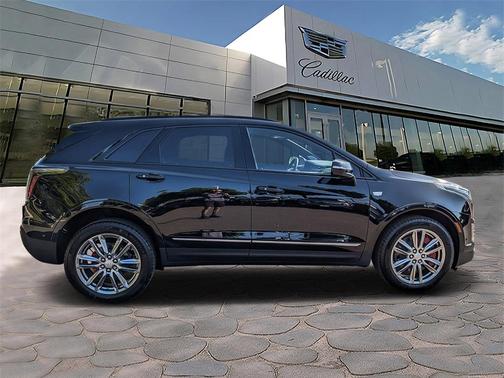 2025 Cadillac XT5 Sport