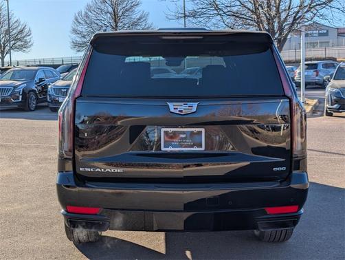 2023 Cadillac Escalade ESV Sport Platinum