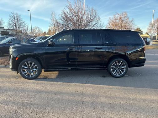 2023 Cadillac Escalade ESV Sport Platinum