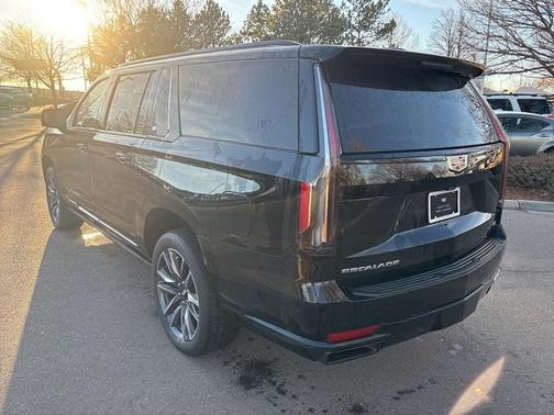 2023 Cadillac Escalade ESV Sport Platinum