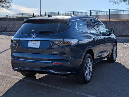 2024 Buick Enclave Avenir
