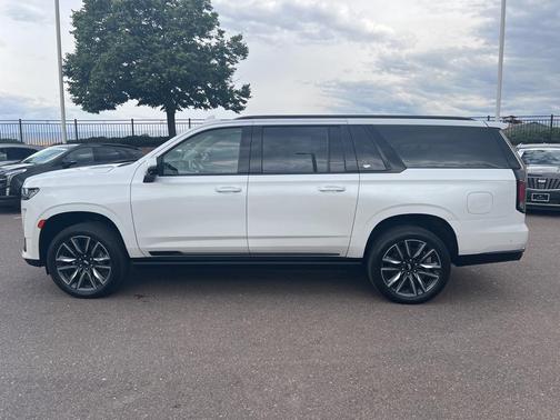 2021 Cadillac Escalade ESV Sport Platinum