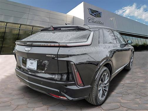 2025 Cadillac LYRIQ Sport