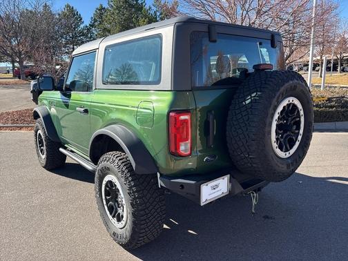 2022 Ford Bronco Base