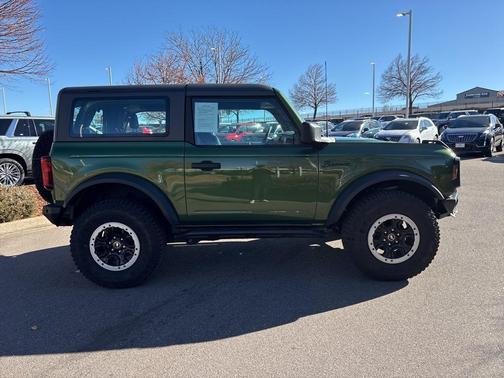 2022 Ford Bronco Base