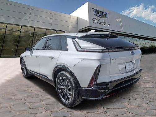 2025 Cadillac LYRIQ Sport
