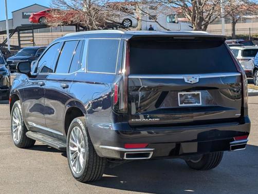 2022 Cadillac Escalade Luxury