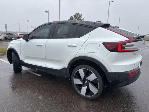 2022 Volvo C40 Recharge Pure Electric P8 Ultimate