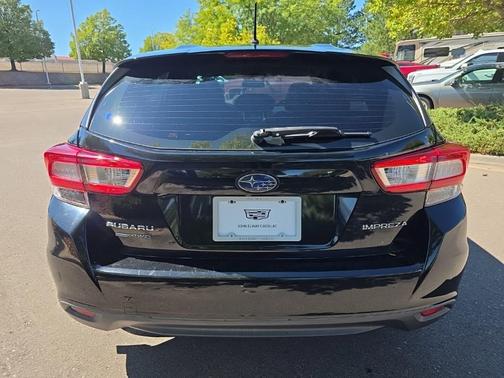 2019 Subaru Impreza 2.0i