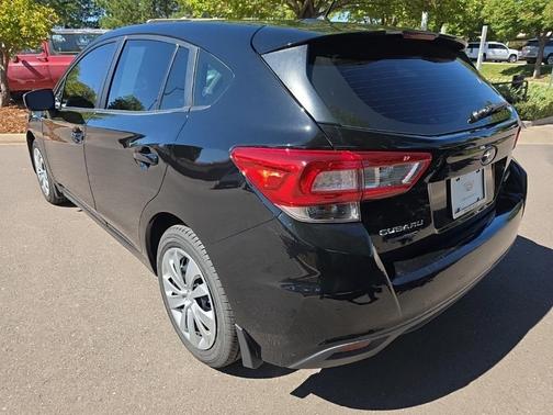 2019 Subaru Impreza 2.0i