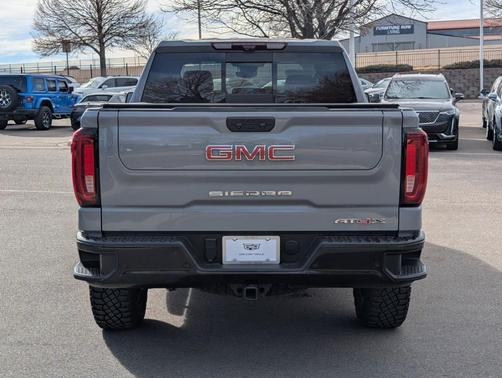 2024 GMC Sierra 1500 AT4X