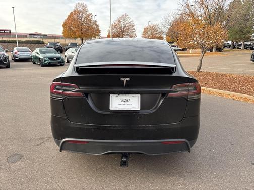 2022 Tesla Model X Base