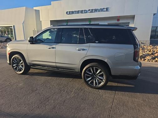 2024 Cadillac Escalade Sport