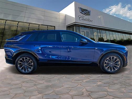 2026 Cadillac LYRIQ Sport