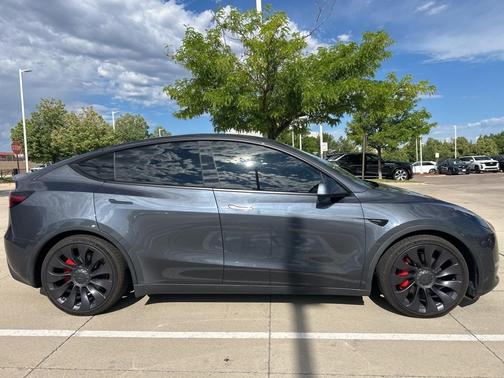 2021 Tesla Model Y Performance