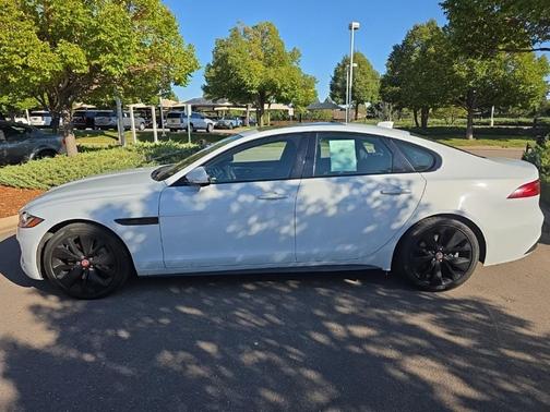2021 Jaguar XF P300 R-Dynamic SE