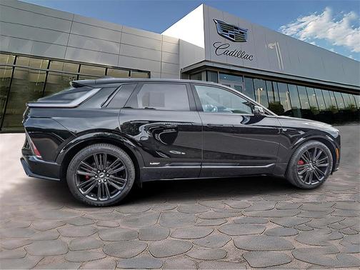 2026 Cadillac LYRIQ V Premium