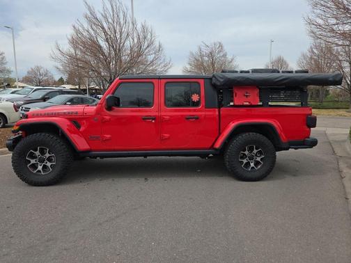 Firecracker Red Clearcoat 2020 Jeep Gladiator Rubicon