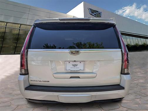 2015 Cadillac Escalade Luxury