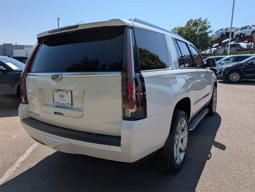 2015 Cadillac Escalade Luxury