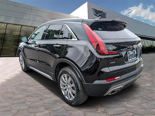 2021 Cadillac XT4 Premium Luxury