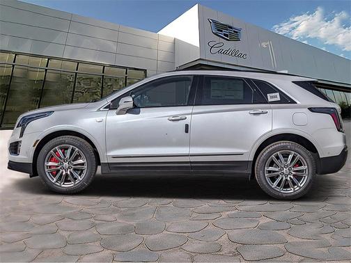 2025 Cadillac XT5 Sport