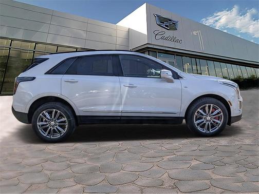 2025 Cadillac XT5 Sport