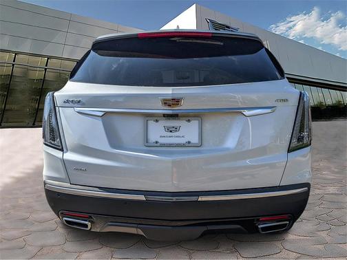 2025 Cadillac XT5 Sport