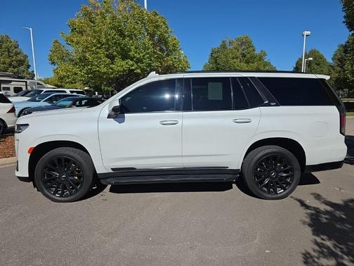 2022 Cadillac Escalade Luxury