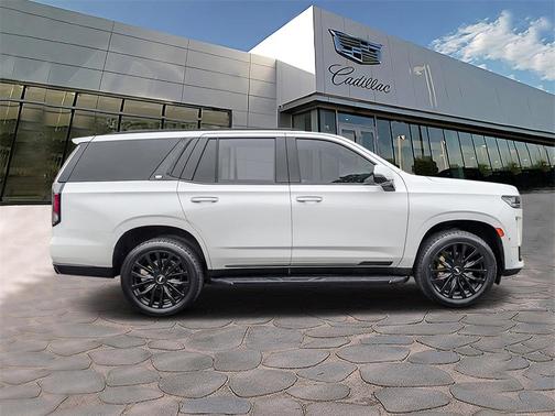 2022 Cadillac Escalade Luxury
