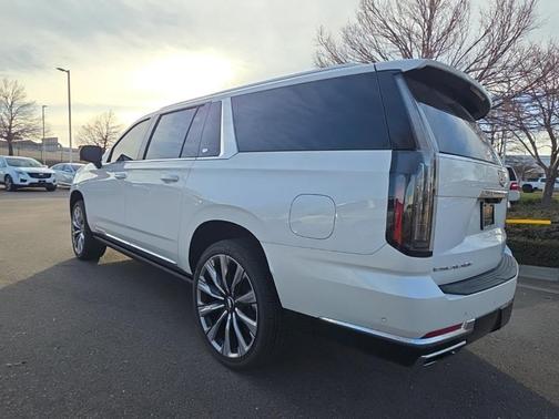 2025 Cadillac Escalade ESV Premium Luxury Platinum