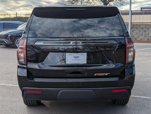 2021 Chevrolet Suburban RST