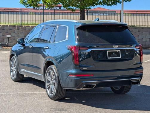 Emerald 2024 Cadillac XT6 Premium Luxury AWD