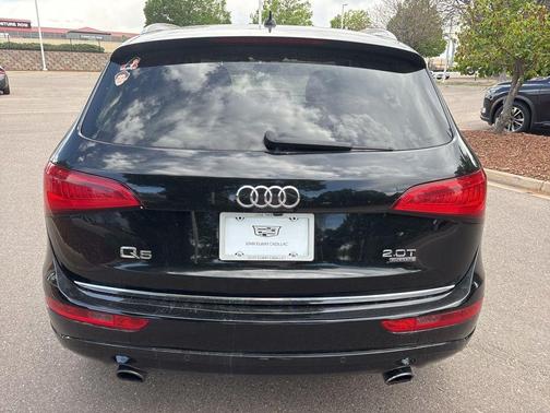 Brilliant Black 2015 Audi Q5 2.0T Premium Plus