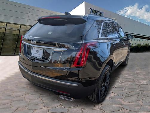2026 Cadillac XT5 Luxury