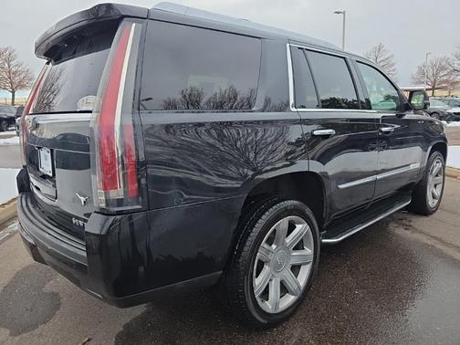 2020 Cadillac Escalade Luxury