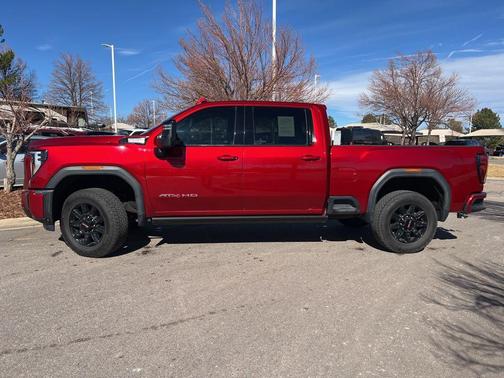 2024 GMC Sierra 2500 AT4