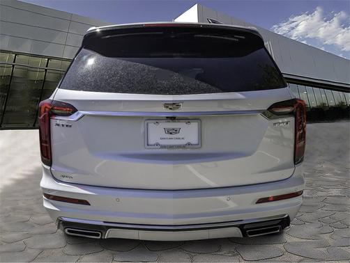 2025 Cadillac XT6 Luxury AWD