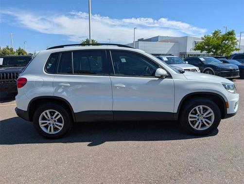 2016 Volkswagen Tiguan S
