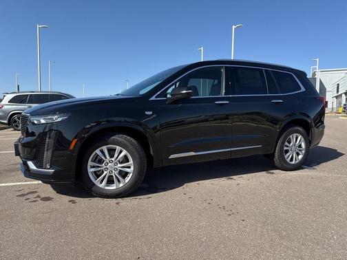 2025 Cadillac XT6 Luxury AWD